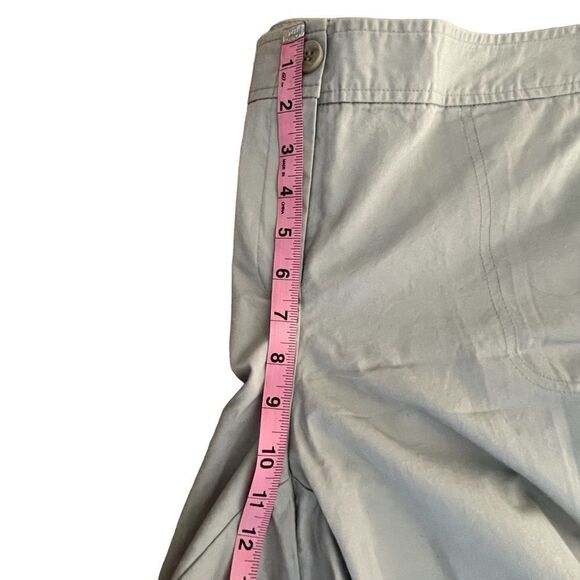 Izod ~ Lt Grey Womens Shorts ~ size 14 - Picture 9 of 12